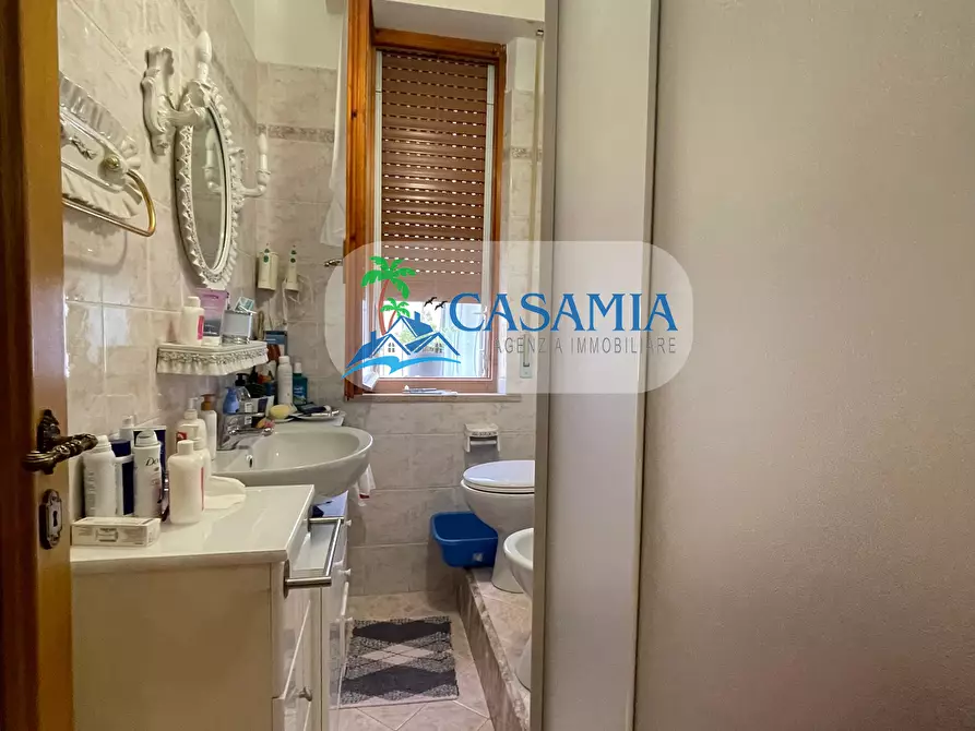 Immagine 10 di Appartamento in vendita  a Grottammare