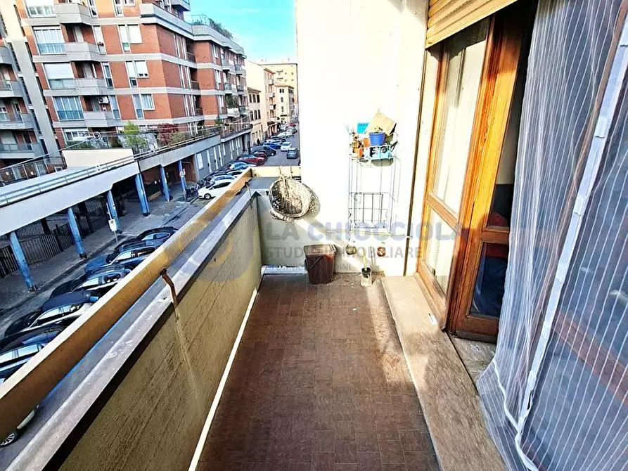 Immagine 16 di Pentalocale in vendita  in VIA CIPRIANI a Bologna