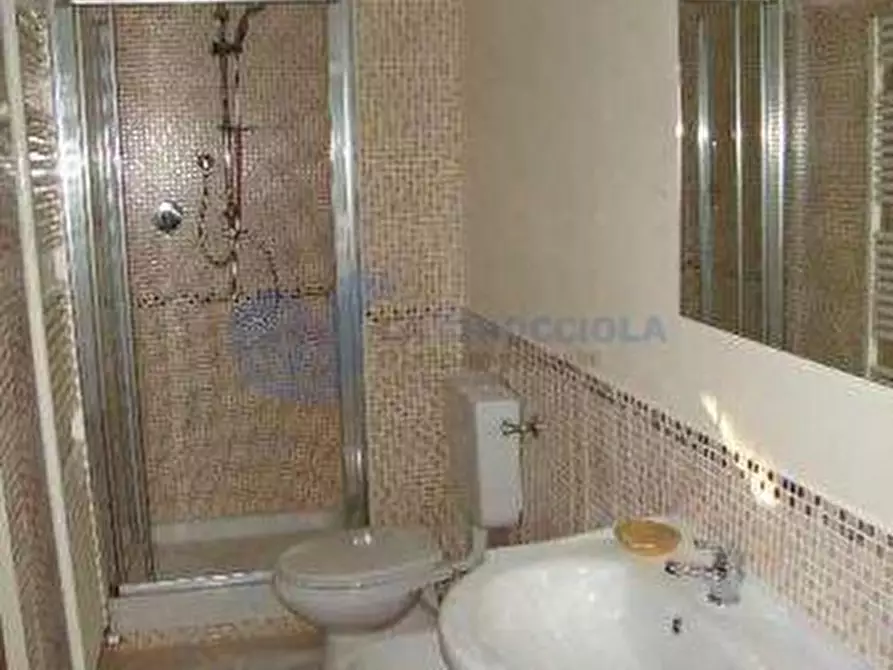 Immagine 23 di Trilocale in affitto  in VIA SPADA a Bologna