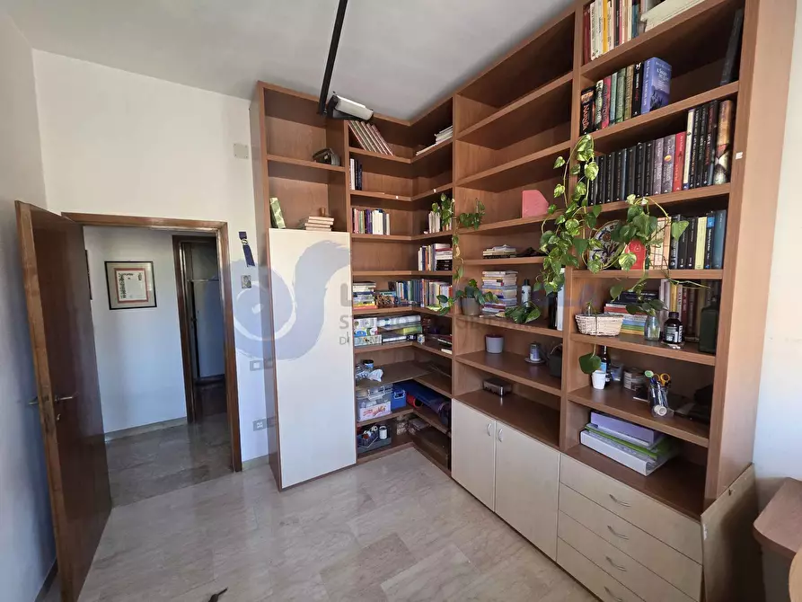 Immagine 9 di Quadrilocale in vendita  a Bologna