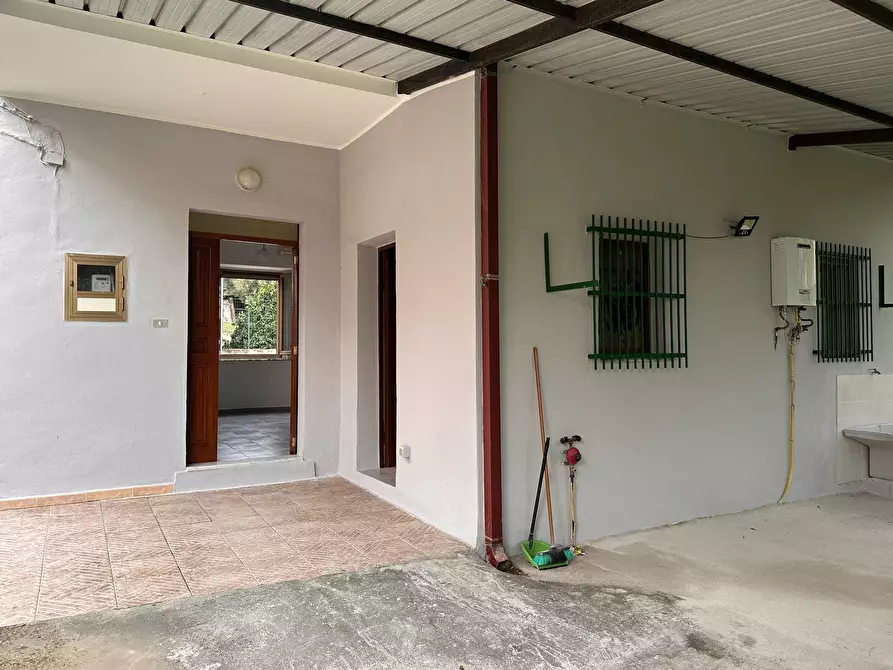 Immagine 10 di Casa indipendente in vendita  a Catanzaro