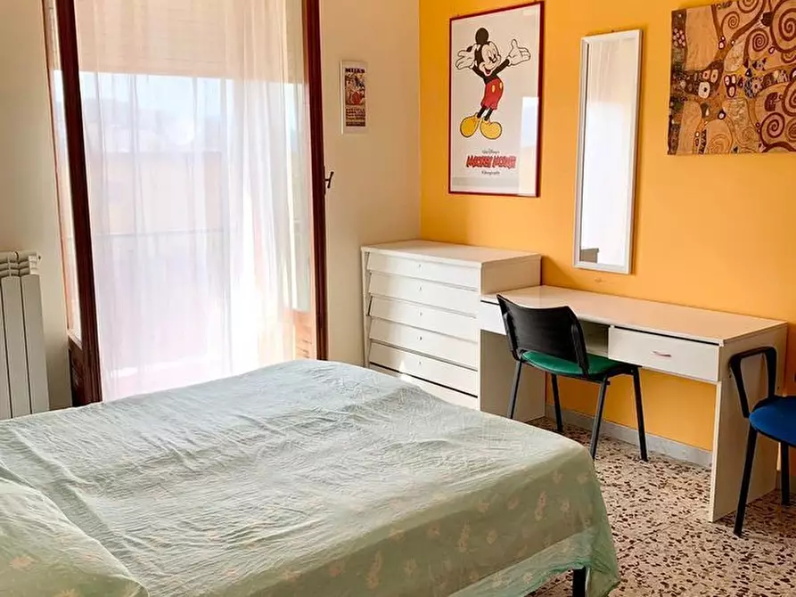 Immagine 4 di Stanza singola in affitto  a Catanzaro