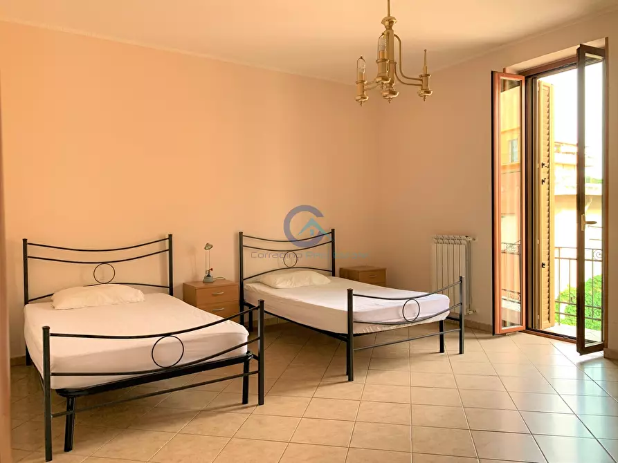 Immagine 10 di Trilocale in affitto  a Catanzaro