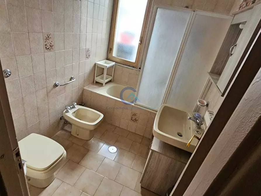 Immagine 6 di Stanza singola in affitto  a Catanzaro