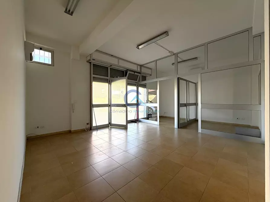 Immagine 10 di Ufficio in vendita  in Via Milazzo 32 a Catanzaro