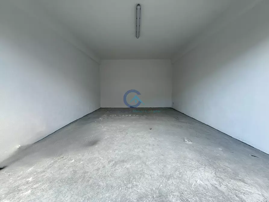 Immagine 2 di Garage in affitto  in Viale Crotone 151 a Catanzaro