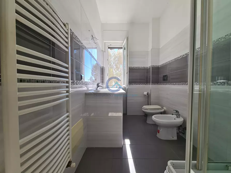 Immagine 10 di Quadrilocale in vendita  a Catanzaro