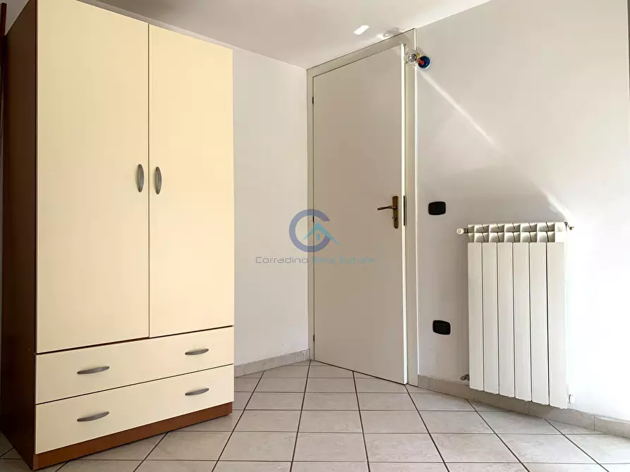 Immagine 10 di Mansarda in affitto  a Catanzaro