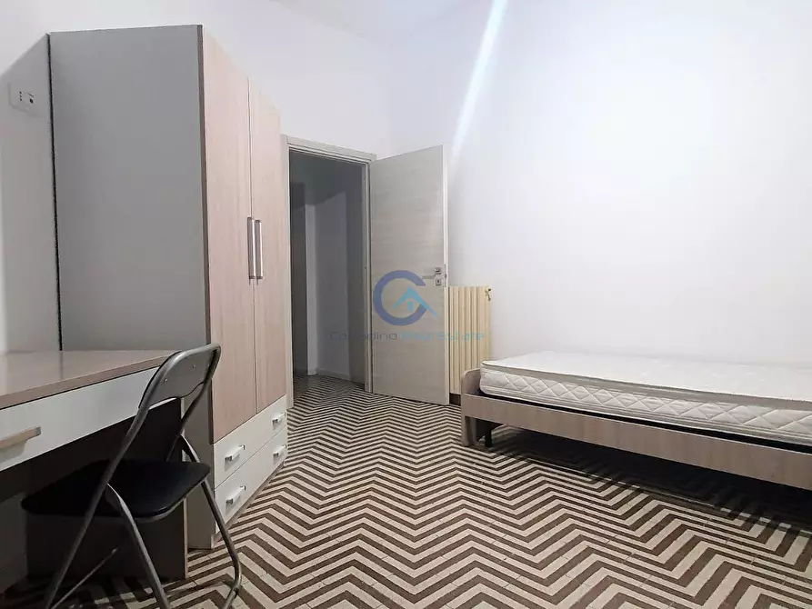 Immagine 15 di Stanza singola in affitto  a Catanzaro