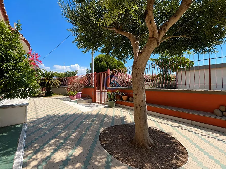 Immagine 1 di Casa indipendente in vendita  a Catanzaro