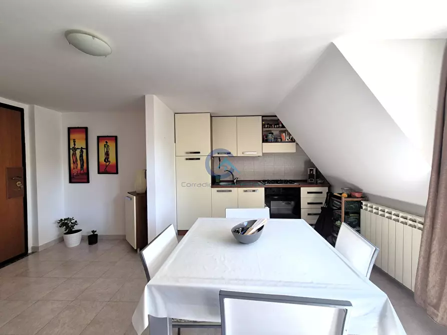 Immagine 4 di Mansarda in vendita  a Catanzaro