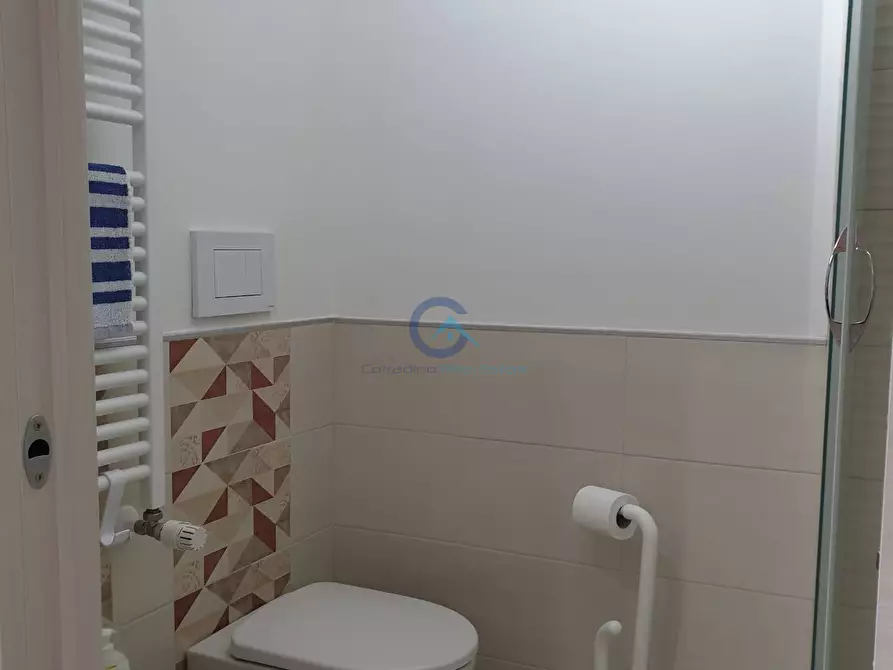 Immagine 13 di Trilocale in affitto  a Catanzaro