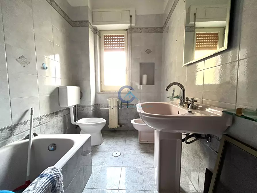 Immagine 6 di Stanza singola in affitto  a Catanzaro