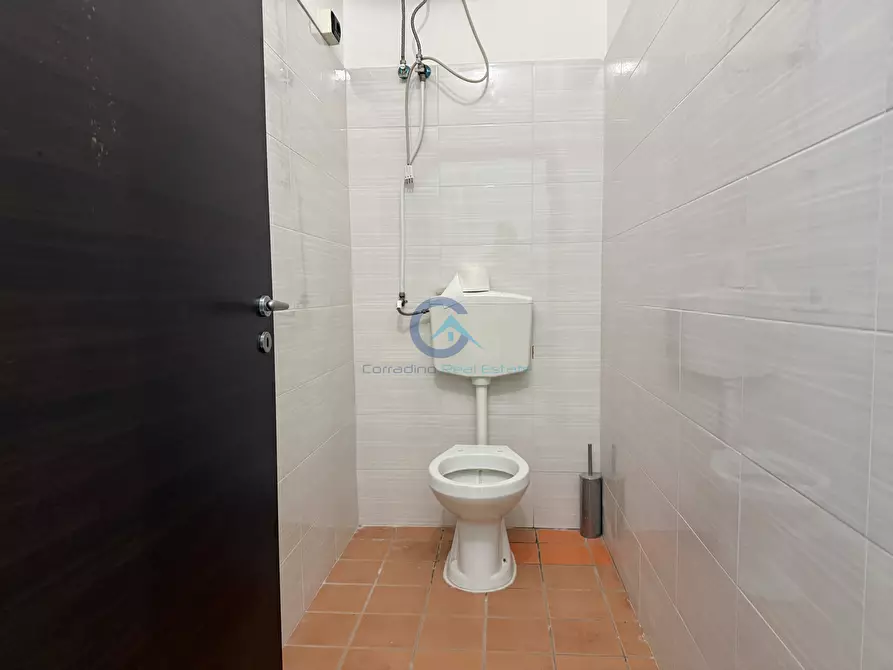 Immagine 18 di Palazzo in vendita  in Viale Magna Grecia 247 a Catanzaro