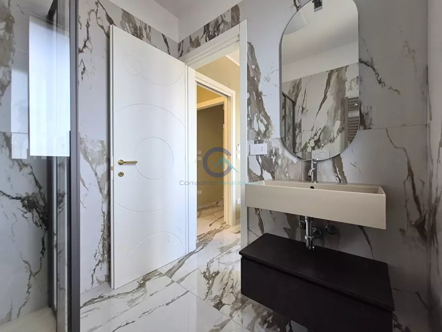 Immagine 12 di Quadrilocale in affitto  a Catanzaro