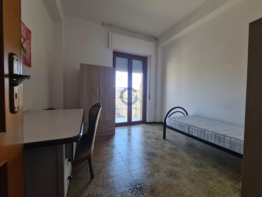 Immagine 8 di Stanza singola in affitto  a Catanzaro