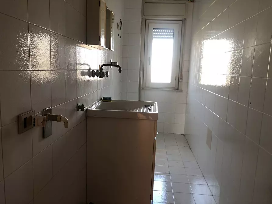 Immagine 16 di Quadrilocale in vendita  in VIA FRANCESCO CRSIPI a Floridia