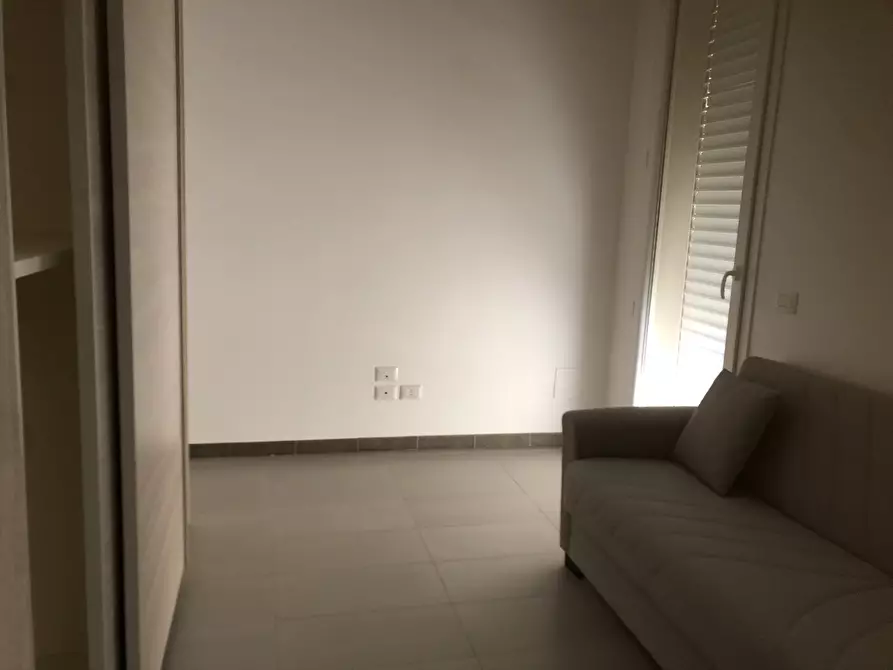 Immagine 35 di Villa in vendita  in VIA GELA a Siracusa