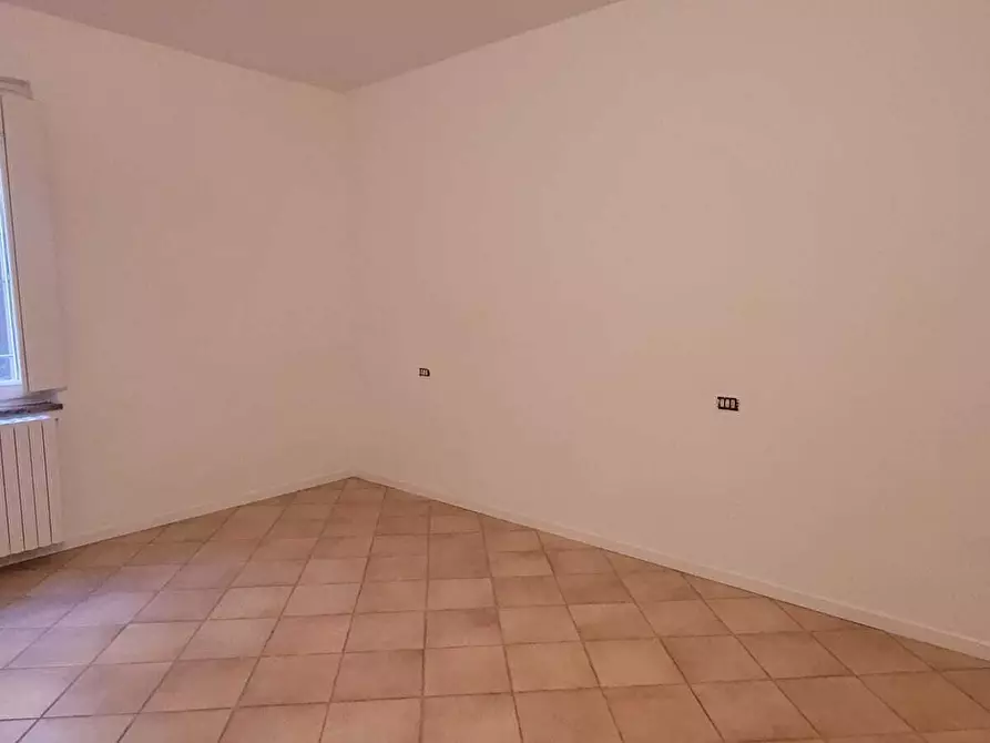 Immagine 6 di Trilocale in affitto  in Via del Palazzo a Montirone