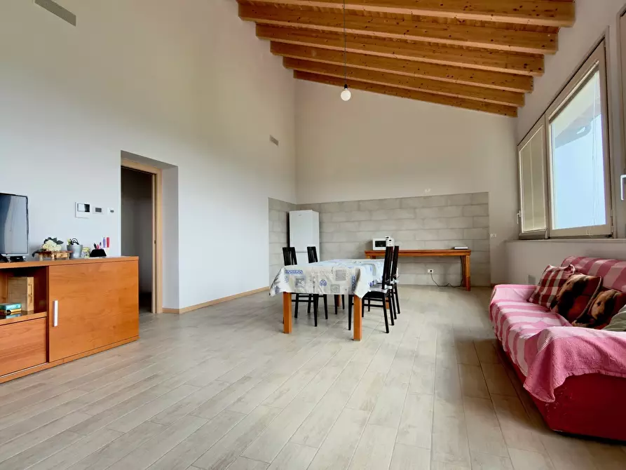 Immagine 3 di Trilocale in vendita  in Via Olmi a Chiari