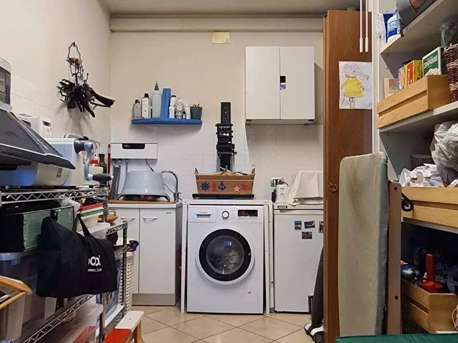 Immagine 19 di Pentalocale in vendita  in Via Rose di Sotto 36 a Brescia