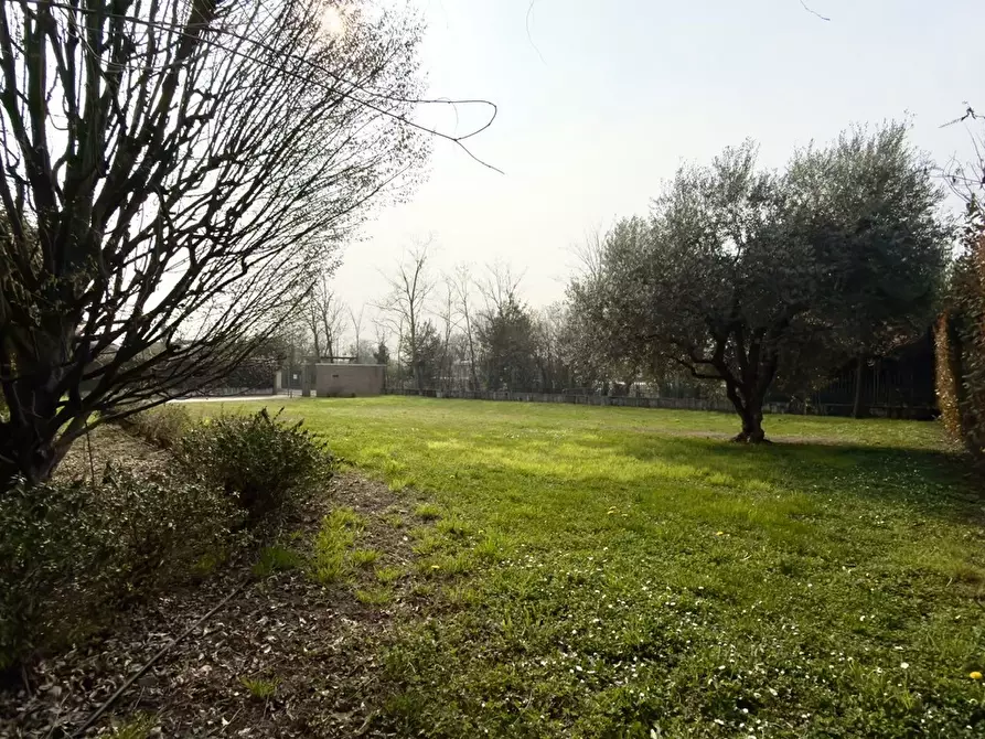 Immagine 5 di Casa indipendente in vendita  in Via Volta Traversa . II 1 a San Zeno Naviglio