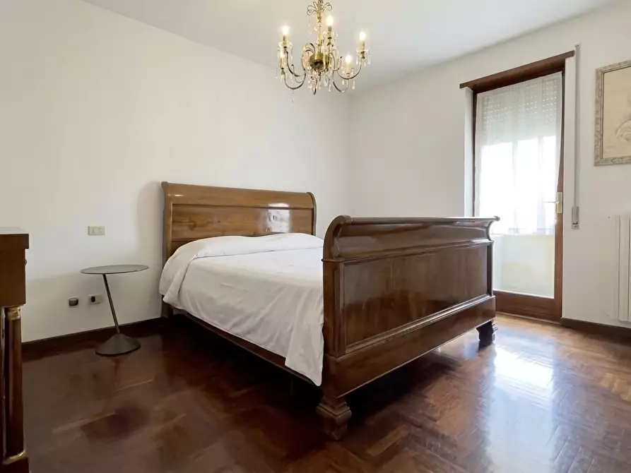 Immagine 9 di Quadrilocale in vendita  in Via Tufi 7 a Lumezzane
