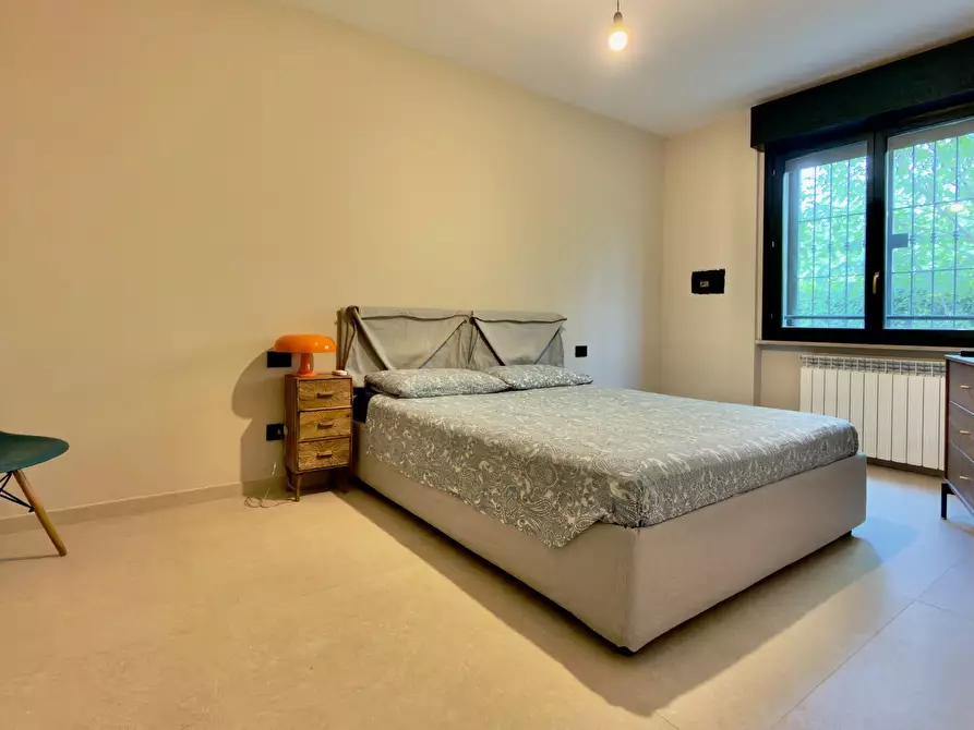 Immagine 9 di Trilocale in vendita  in Viale Sandro Pertini a San Zeno Naviglio