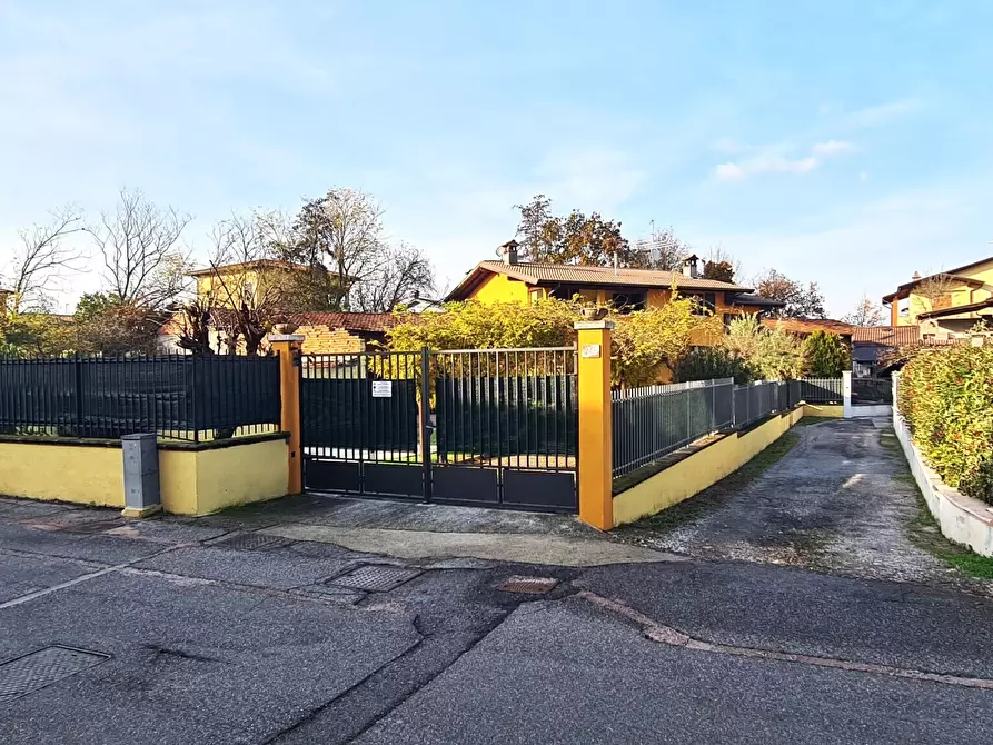 Immagine 34 di Villa in vendita  in Via GUGLIELMO  MARCONI a Borgosatollo