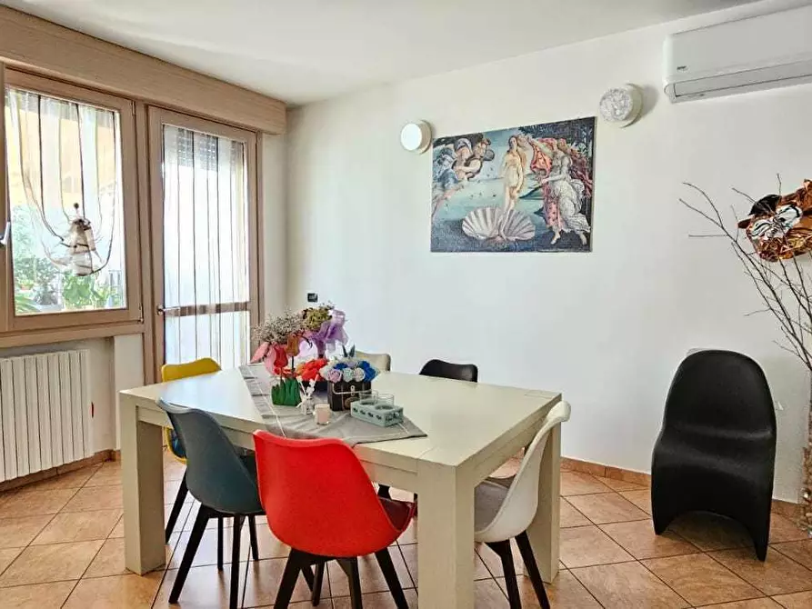 Immagine 5 di Villa in vendita  a Bedizzole