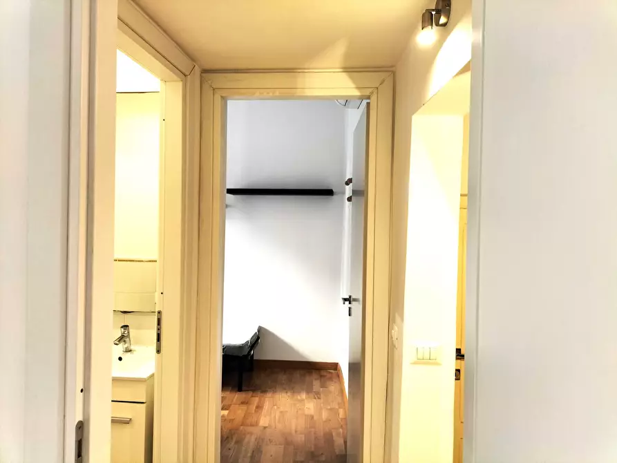 Immagine 10 di Trilocale in affitto  in Via Beato Angelico a Roma