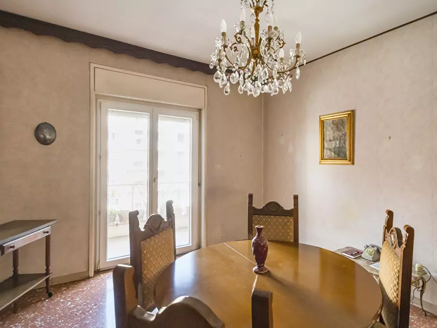 Immagine 8 di Bilocale in vendita  in Via Tiburtina 602 a Roma