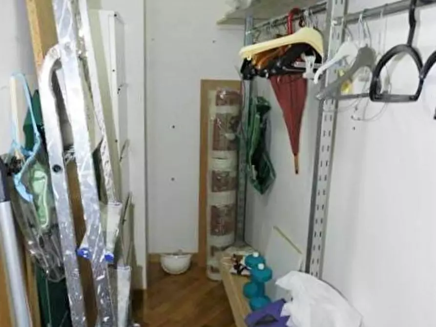 Immagine 11 di Trilocale in affitto  in via Tripolitania a Roma