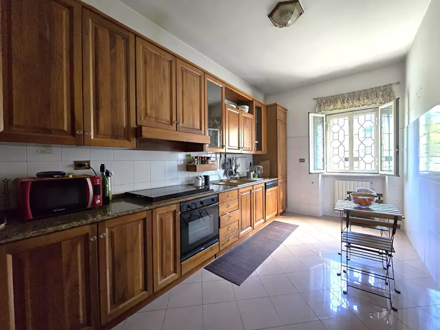 Immagine 20 di Quadrilocale in vendita  in Via Ramiro Fabiani 116 a Roma