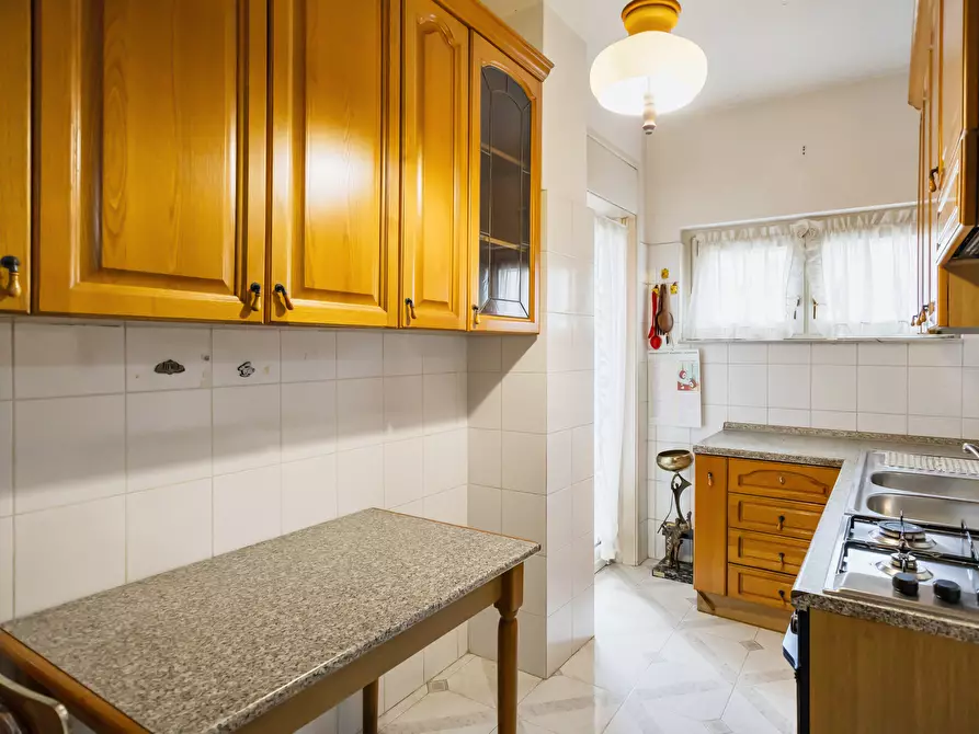 Immagine 22 di Bilocale in vendita  in Via Tiburtina 602 a Roma