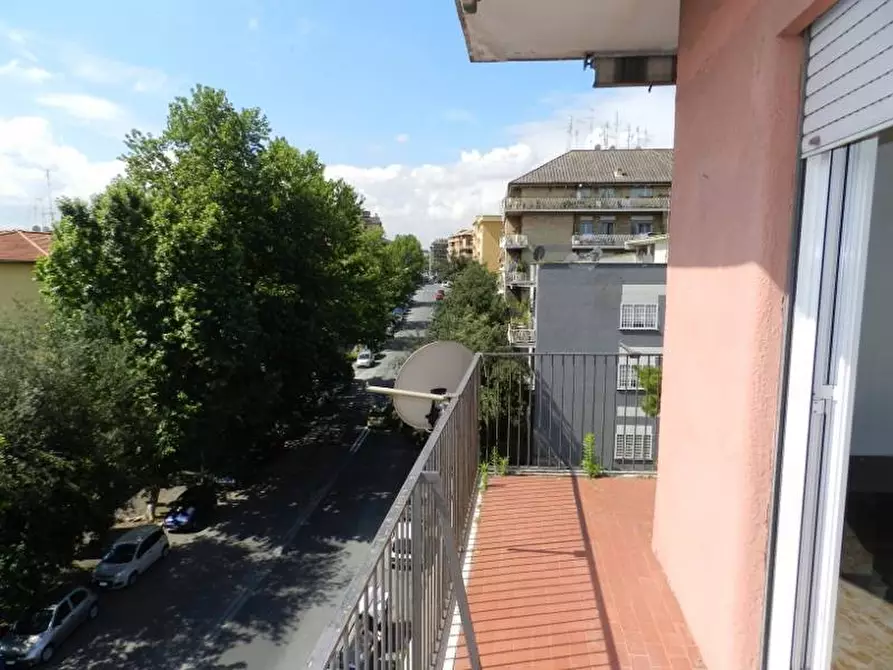 Immagine 13 di Trilocale in affitto  in Via della Bufalotta 23 a Roma