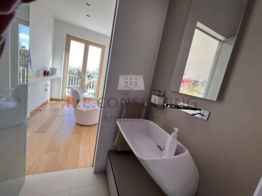 Immagine 69 di Casa indipendente in vendita  in Via delle Croci 9 a Fasano