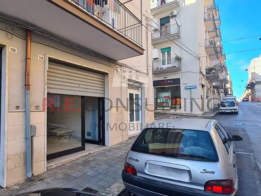 Immagine 1 di Garage in vendita  a Martina Franca