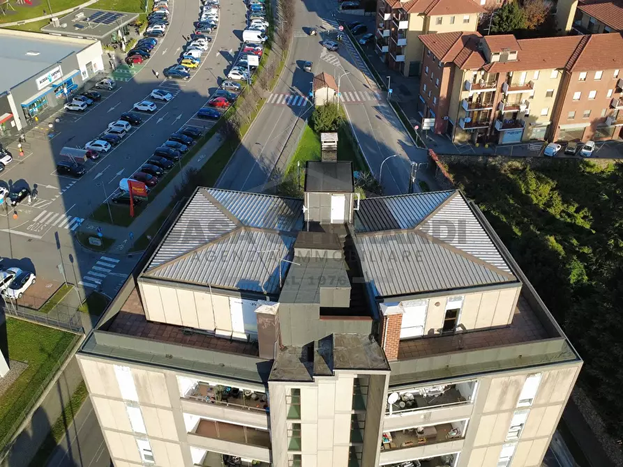 Immagine 26 di Attico in vendita  in Via Roma 80 a Ponte San Pietro