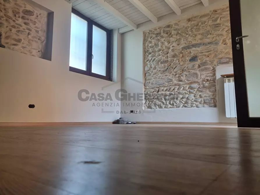 Immagine 14 di Bilocale in vendita  a Paladina