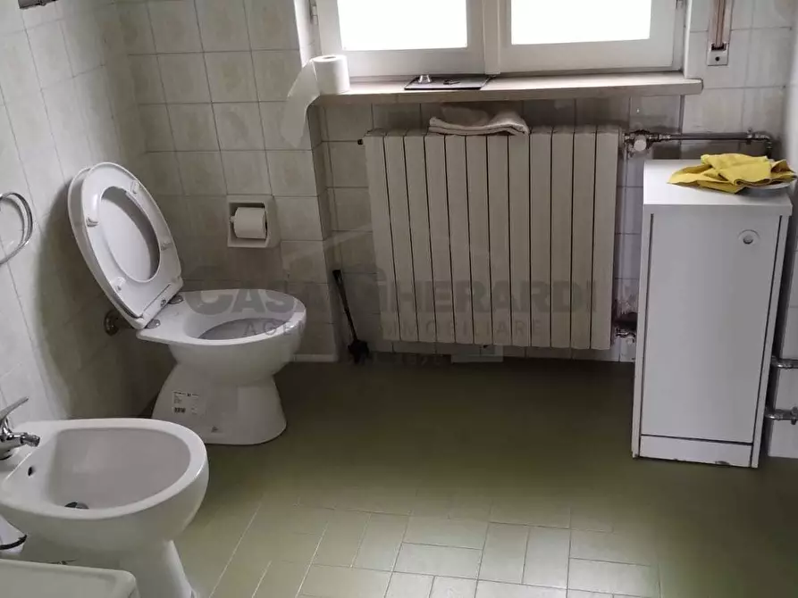 Immagine 12 di Quadrilocale in vendita  in Via Marche 2 a Corna Imagna