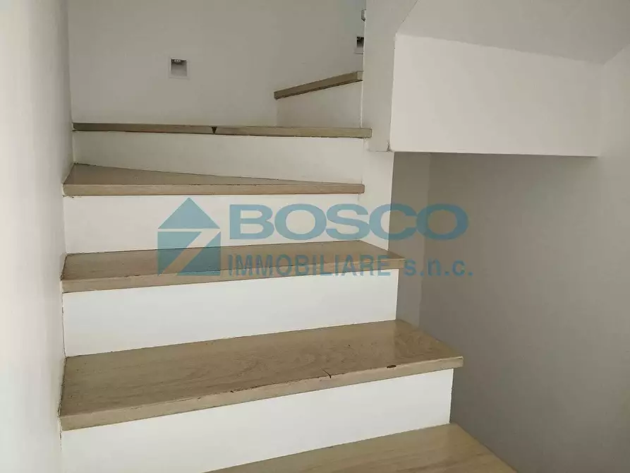 Immagine 24 di Pentalocale in vendita  in Costa di Murlo a La Spezia