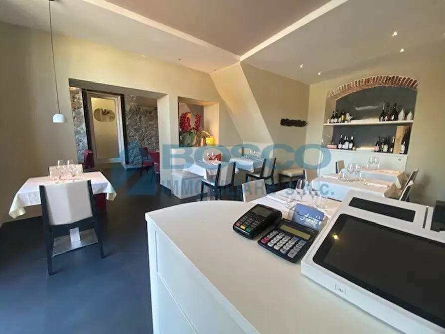 Immagine 9 di Bar / Ristorante in vendita  a Lerici