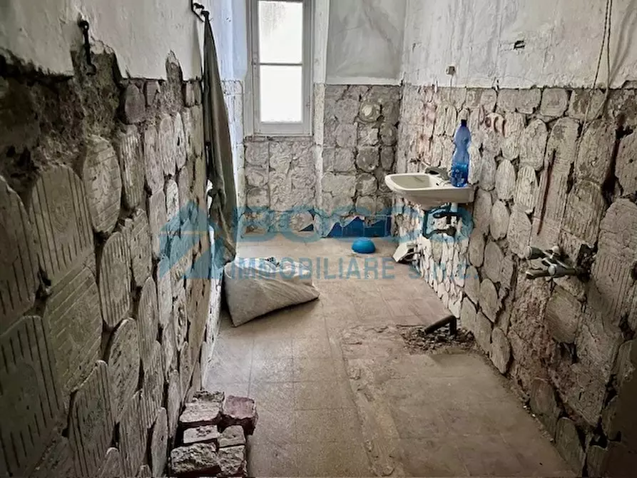 Immagine 19 di Pentalocale in vendita  in Corso Cavour a La Spezia