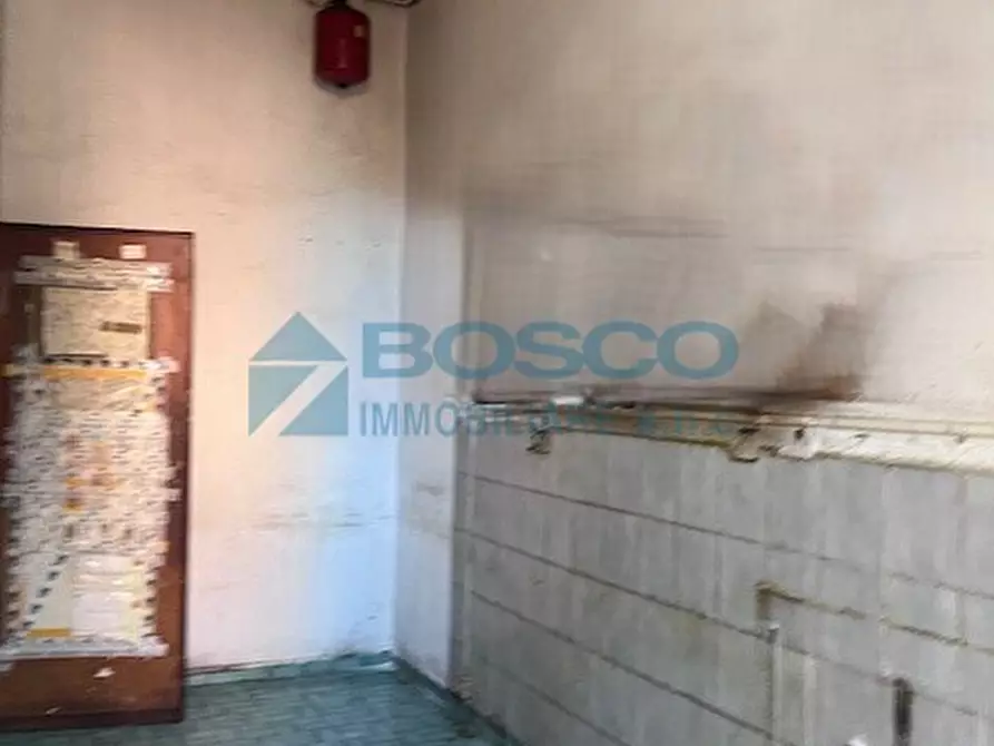 Immagine 11 di Pentalocale in vendita  in Piazza Benedetto Brin 5 a La Spezia