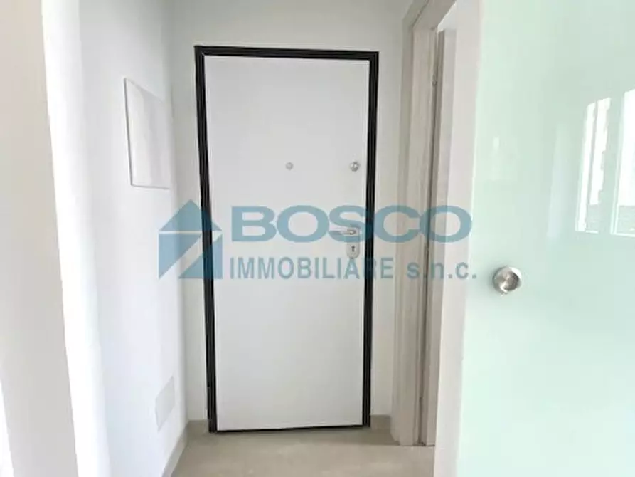 Immagine 10 di Quadrilocale in vendita  in Via del Molo 104 a La Spezia