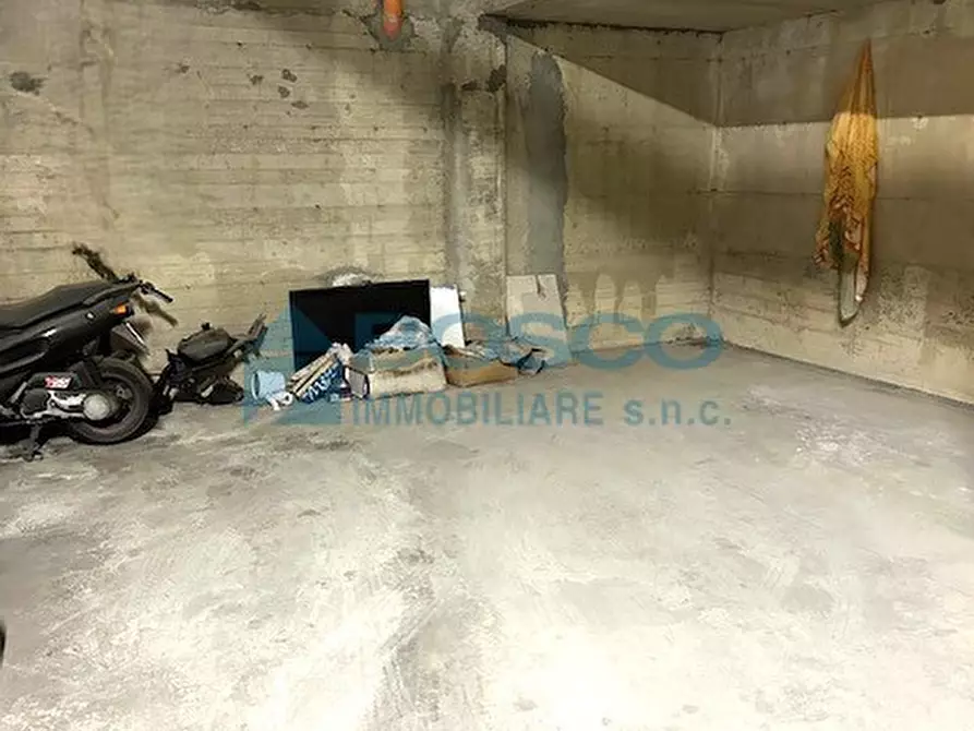 Immagine 18 di Pentalocale in vendita  in via Privata da Passano a La Spezia