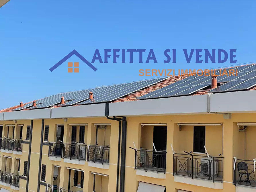Immagine 19 di Quadrilocale in vendita  in Via Giuseppe Maria Danieli a Siracusa