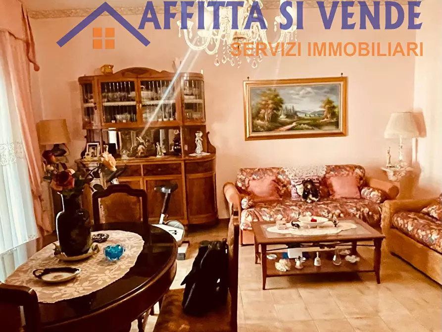 Immagine 2 di Quadrilocale in vendita  in Via Alcibiade 60 a Siracusa
