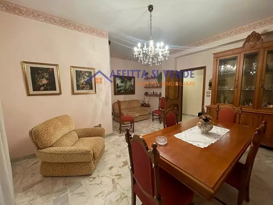 Immagine 8 di Pentalocale in affitto  in Via Mascalucia 41 a Siracusa